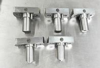 La gestión del ISO que pule la máquina gemela de acero inoxidable del extrusor de tornillo parte los enchufes laterales del alimentador