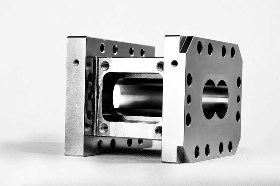 58 barriles abiertos del tornillo doble, alta dureza del extrusor de las piezas gemelas de la máquina