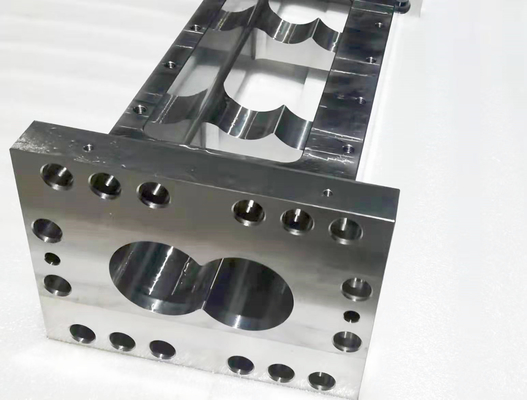 Mecanizado CNC de barriles de extrusores de tornillos gemelos para la industria de la ingeniería del plástico