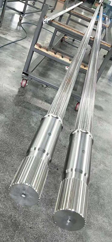 Eje gemelo del extrusor de tornillo de la alta del esfuerzo de torsión tira espiral del diámetro grande usado en industria petroquímica