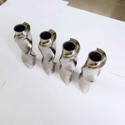 El bloque de amasamiento de 70 tres Flighted, los elementos gemelos del extrusor de tornillo condensa tamaño