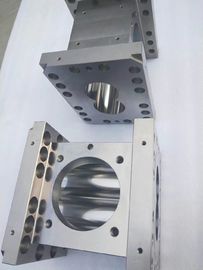Piezas, tornillo y barril de la máquina del extrusor ZSE60 para el extrusor plástico de la capa del polvo