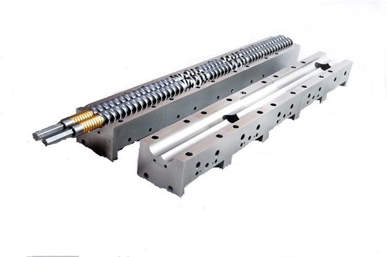 El tornillo plástico del extrusor del diseño del tornillo del extrusor del eje gemelo del tornillo parte el material de WR15E