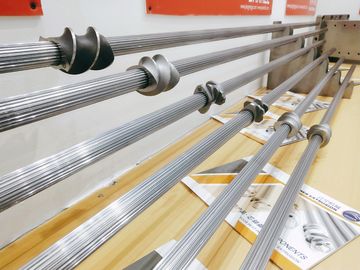 Extrusor de tornillo gemelo recambios de 58 bujías métricas que laminan el eje