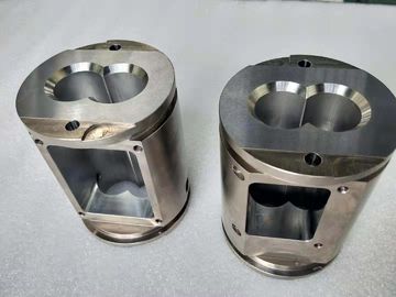 El extrusor del barril de Clextral Evolum Ht32 atornilla y Barrels el material WR13 Linner del HIP