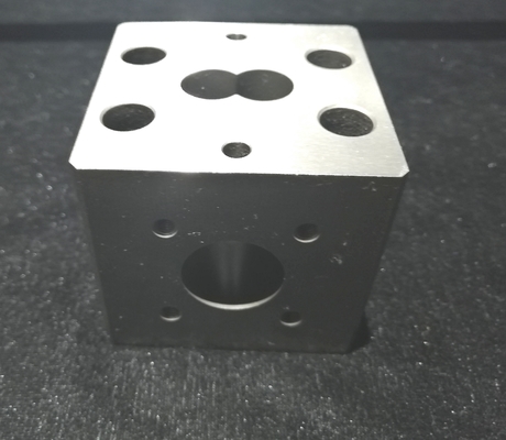 El trabajar a máquina integral del CNC de la exactitud del cuadrado de los barriles del extrusor de la máquina de prueba