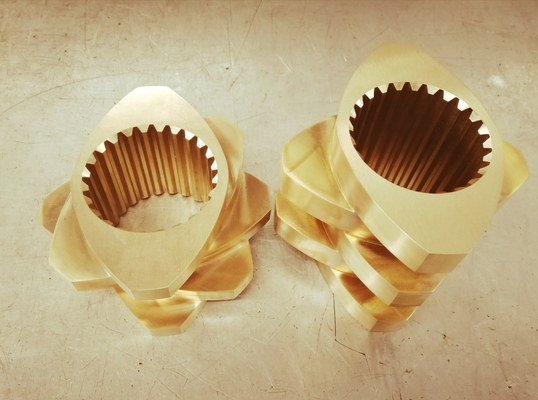 CPM240 Extrusor de doble tornillo Bloque de flexión para fábrica de ingeniería de plásticos